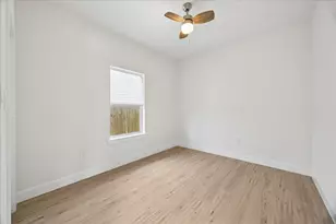 7702 Sealey St, Houston, TX 77088 - Photo 21