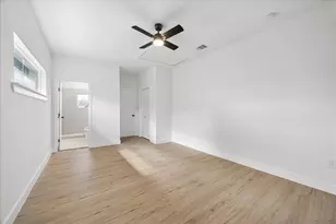 7702 Sealey St, Houston, TX 77088 - Photo 17