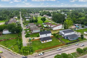7702 Sealey St, Houston, TX 77088 - Photo 25