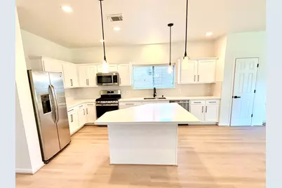 5530 Gable Meadows Drive, Sugar Land, TX 77479 - Photo 5