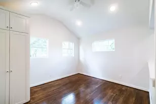 4535 Walker, Houston, TX 77023 - Photo 11