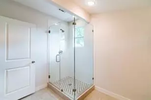 4535 Walker, Houston, TX 77023 - Photo 13