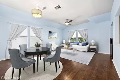 902 Memorial Heights Drive, Houston, TX 77007 - Photo 1