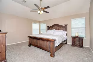 25923 Marshbrook Ln, Spring, TX 77389 - Photo 9