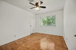 15914 Dunmoor Dr, Houston, TX 77059 - Photo 17