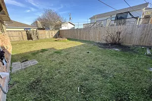 4511 Ave R 1/2, Galveston, TX 77551 - Photo 19