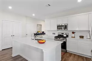 4222 Sonora Pr Trl, Baytown, TX 77521 - Photo 5