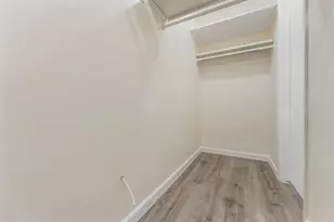 9221 Imogene St, Houston, TX 77036 - Photo 7