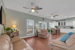 22901 Miramar St, Galveston, TX 77554 - Photo 9