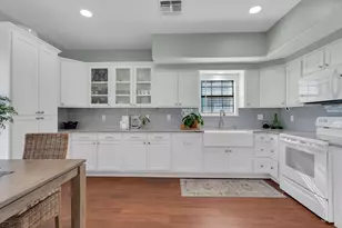 22901 Miramar St, Galveston, TX 77554 - Photo 11