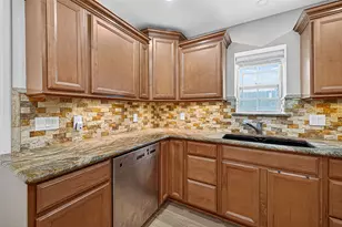 1609 Cheshire Ln, Houston, TX 77018 - Photo 11