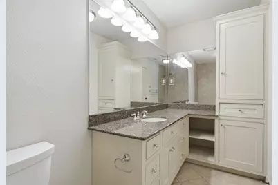 11211 Greenwillow Street, Houston, TX 77035 - Photo 25