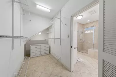 11211 Greenwillow Street, Houston, TX 77035 - Photo 19