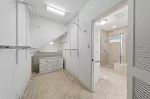 11211 Greenwillow St, Houston, TX 77035 - Photo 19
