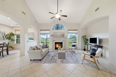 11211 Greenwillow Street, Houston, TX 77035 - Photo 5