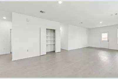 6743 Camila Street, Cove, TX 77523 - Photo 9