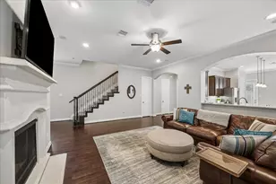 2809 Shadow Woods Ct, Houston, TX 77043 - Photo 3