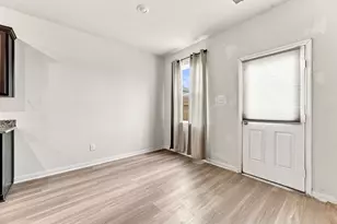 11670 El Rubi Dr, Houston, TX 77048 - Photo 9