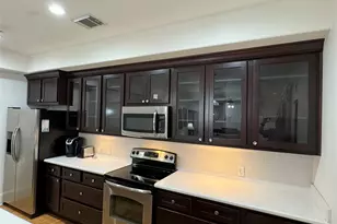 2208 Postoffice St, Galveston, TX 77550 - Photo 11