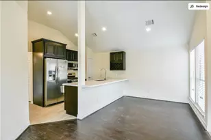 6325 Southwood Ct N, Houston, TX 77035 - Photo 3