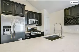 6325 Southwood Ct N, Houston, TX 77035 - Photo 9