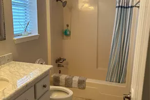 306 Isles End Rd, Tiki Island, TX 77554 - Photo 21