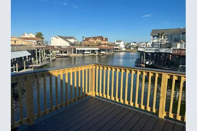 306 Isles End Road, Tiki Island, TX 77554 - Photo 1