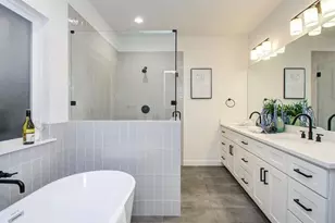 211 E 33rd St, Houston, TX 77018 - Photo 15