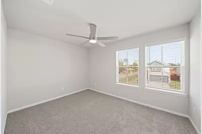 839 Red Oakland Drive, Houston, TX 77090 - Photo 7