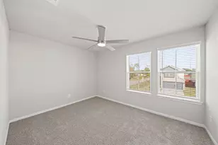 839 Red Oakland Dr, Houston, TX 77090 - Photo 7