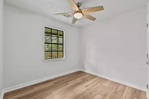 310 Lakeside Dr, Kemah, TX 77565 - Photo 13