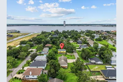 310 Lakeside Drive, Kemah, TX 77565 - Photo 25