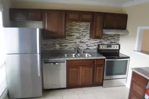 10110 Westview Dr, Houston, TX 77043 - Photo 5