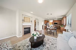6715 Lathrop Ct, Sugar Land, TX 77479 - Photo 7