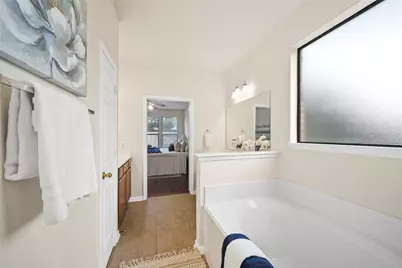 6715 Lathrop Court, Sugar Land, TX 77479 - Photo 15