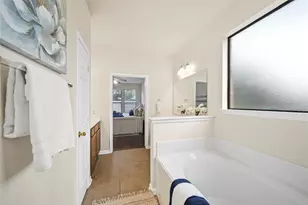 6715 Lathrop Ct, Sugar Land, TX 77479 - Photo 15