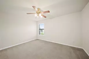6715 Lathrop Ct, Sugar Land, TX 77479 - Photo 35