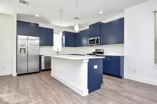 18708 Centro Main St, Shenandoah, TX 77385 - Photo 19