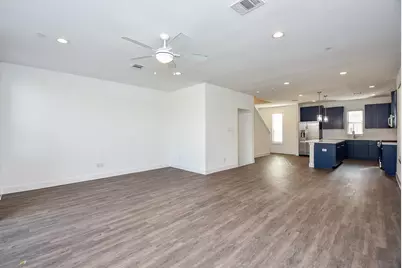 18708 Centro Main Street, Shenandoah, TX 77385 - Photo 11
