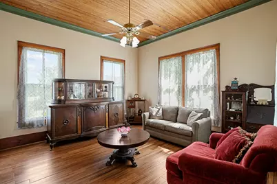 1034 South Tesch St, Bellville, TX 77418 - Photo 13