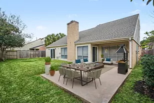 12231 Meadow Lake Dr, Houston, TX 77077 - Photo 29