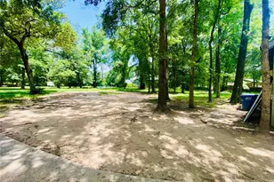 2500 Southline Rd, Conroe, TX 77384 - Photo 31