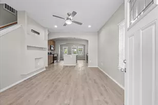 117 S Washington St, Texas City, TX 77591 - Photo 9