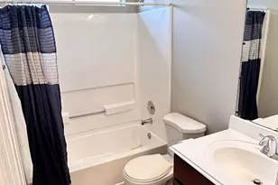 22707 Bridgewater Dr, Spring, TX 77373 - Photo 9