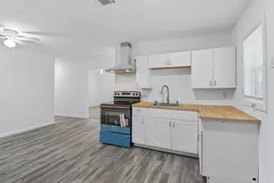 5415 Queensland St, Houston, TX 77028 - Photo 3