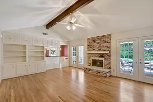 1702 Bowline Rd, Houston, TX 77062 - Photo 19