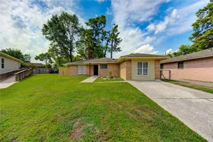 9811 Shadydale Ln, Houston, TX 77016 - Photo 3