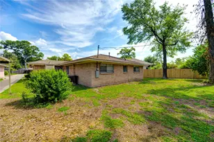 9811 Shadydale Ln, Houston, TX 77016 - Photo 35