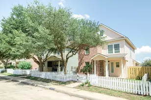 14310 Summer Garden Dr, Houston, TX 77083 - Photo 5