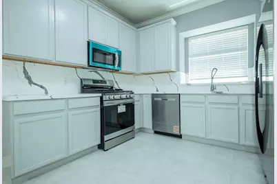 14310 Summer Garden Drive, Houston, TX 77083 - Photo 9